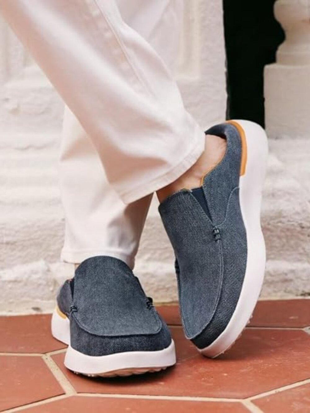 NEW ORTHOCOMFOOT MEN'S SLIP-ON LOAFERS WALKING SHOE W/ARCH SUPPORT - 9.5-10
